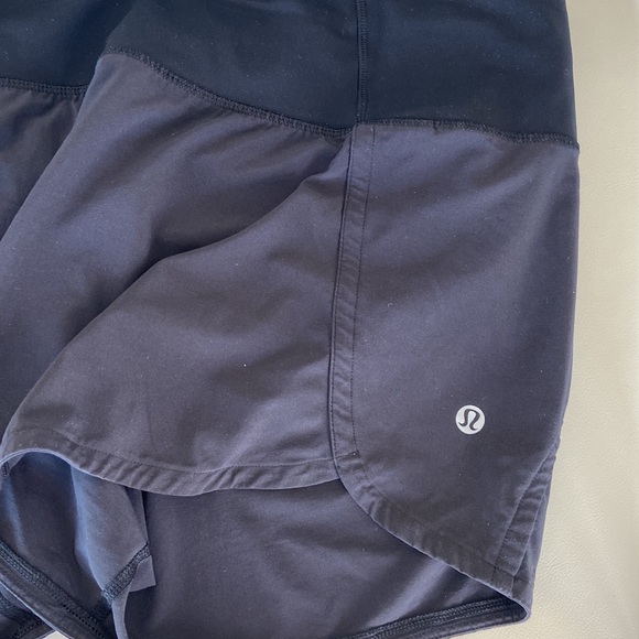 Lululemon run time shorts II - Picture 6 of 7